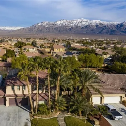 Rent this 5 bed house on 5536 Breecher Ave in Las Vegas, Nevada
