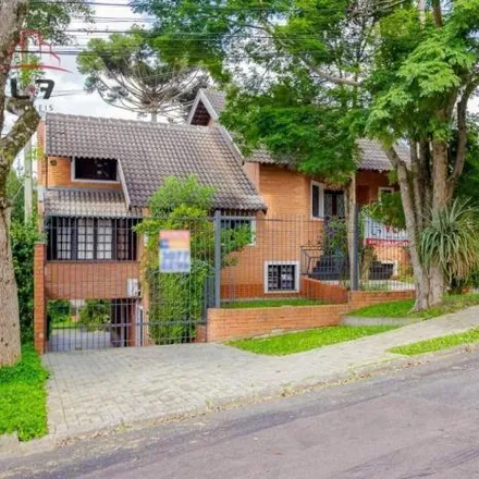 Buy this 5 bed house on Rua Engenheiro Rômulo Gutierrez 500 in Vista Alegre, Curitiba - PR