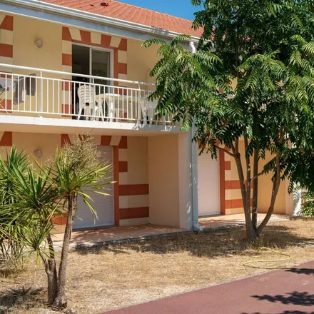 Rent this 1 bed apartment on 33123 Le Verdon-sur-Mer