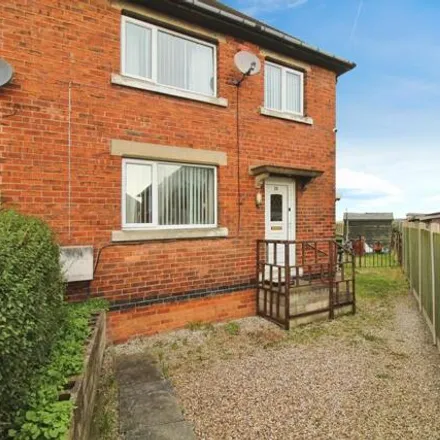 Buy this 3 bed duplex on Hill Grove in Barrow Hill, S43 2NW