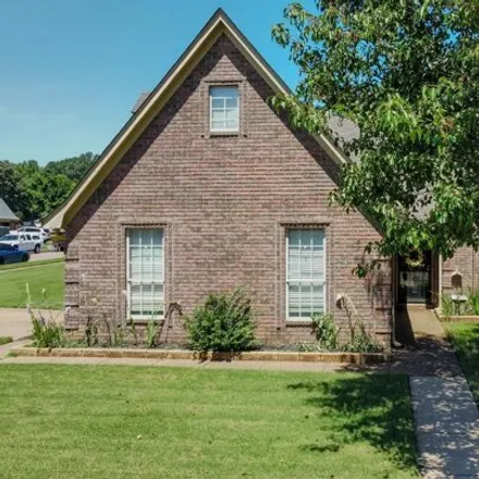 Buy this 3 bed house on 4817 Shadow Pine Cv in Bartlett, Tennessee
