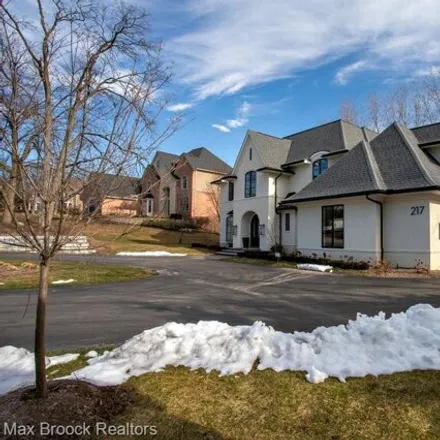 Image 4 - 199 East Hickory Grove Road, Bloomfield Township, MI 48304, USA - House for sale