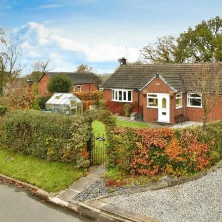 Buy this 5 bed house on The Cottage in Moss Lane, Cheadle