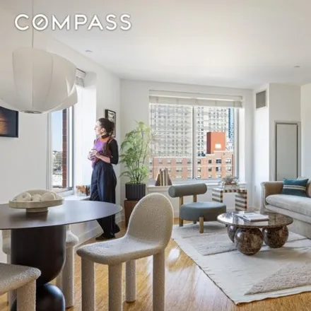 Image 5 - 212 South Oxford Street, New York, NY 11217, USA - Condo for sale