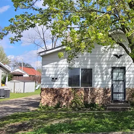 Buy this 2 bed house on 606 North Adams Street in West Frankfort, Franklin County