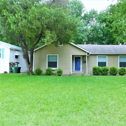Rent this 2 bed house on 651 Cordell Street in Denton, TX 76201