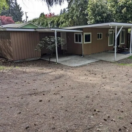 Buy this 2 bed house on 598 Bridge Avenue in Puyallup, WA 98372