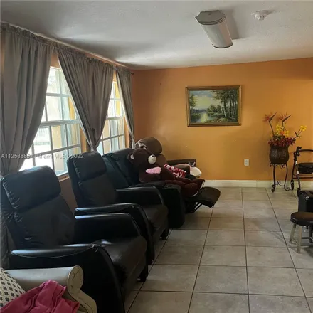 Image 6 - 4911 Southwest 132nd Avenue, Miami-Dade County, FL 33175, USA - House for sale