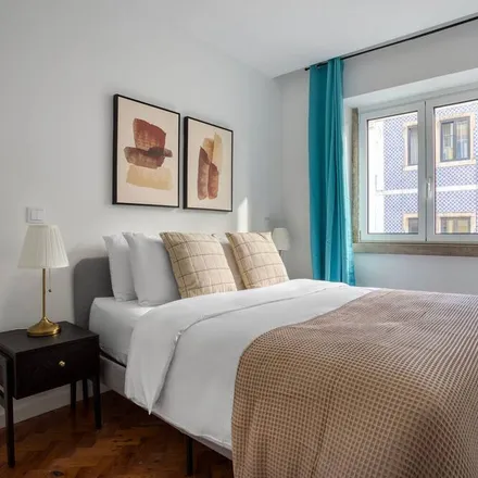 Rent this 2 bed apartment on Quisse-Quisse in Rua Rodrigo da Fonseca 149, 1070-241 Lisbon