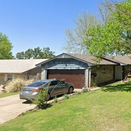 Buy this 3 bed house on 389 West Silverwood Drive in Midwest City, OK 73110