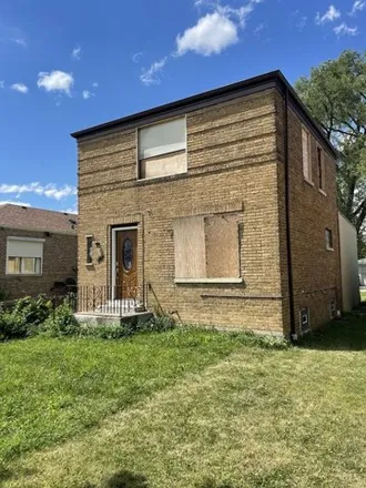 Buy this 3 bed house on 632 E 100th Pl in Chicago, Illinois