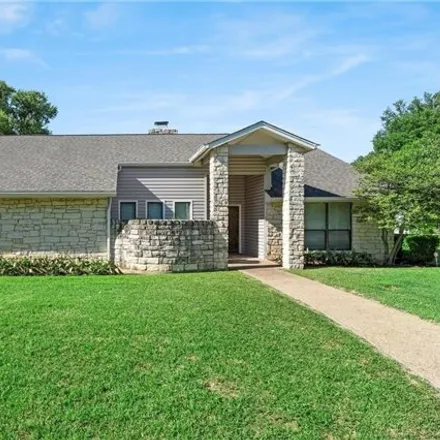 Buy this 3 bed house on 2812 Chimney Hill Drive in Waco, TX 76708