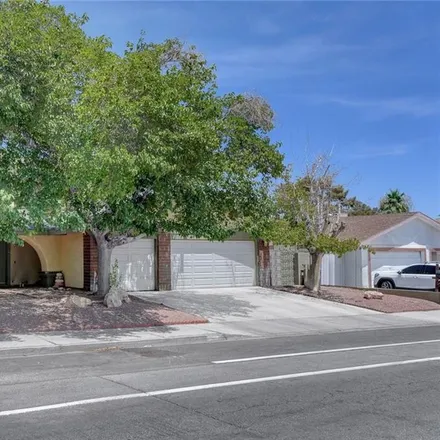 Buy this 4 bed house on 3677 East Harmon Avenue in Paradise, NV 89121