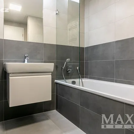 Image 1 - Jankovcova, 170 04 Prague, Czechia - Apartment for rent