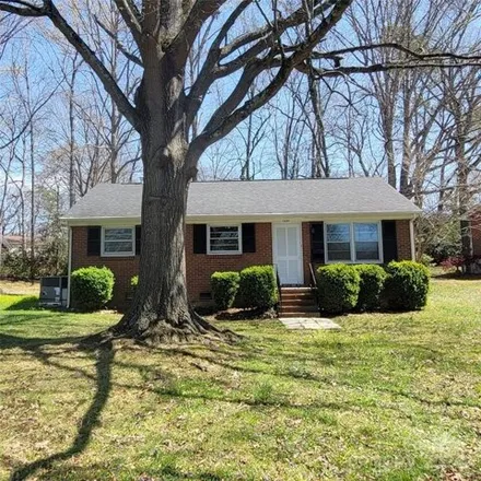 Buy this 3 bed house on 829 Creekbriar Avenue in Gastonia, NC 28054