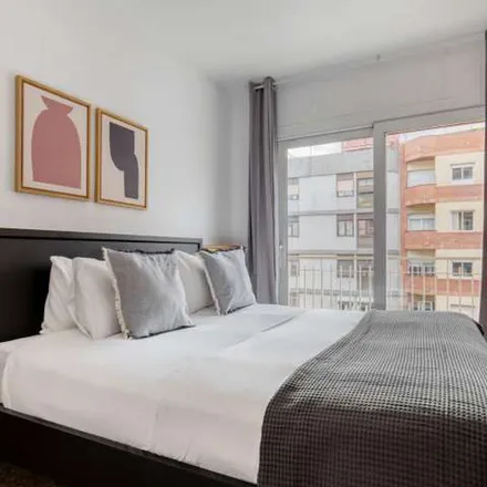 Image 3 - Carrer de Muntaner, 386, 08001 Barcelona, Spain - Apartment for rent