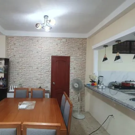 Buy this 7 bed house on UPC in 4 Pasaje 8 NO, 090501