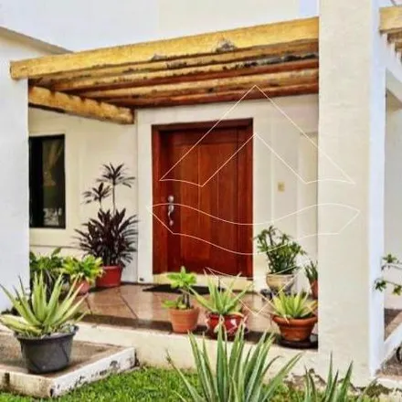 Buy this 3 bed house on Cerrada del Caracol in Marina Mazatlán, 82000 Mazatlán