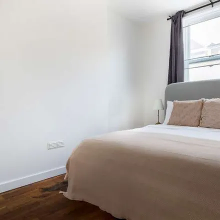 Image 5 - 41 Camden Road, London, NW1 9EA, United Kingdom - Apartment for rent