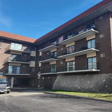 Buy this 1 bed condo on M&M Furniture in 5901 West 95th Street, Oak Lawn