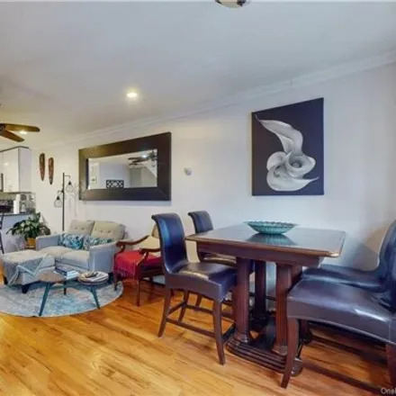 Image 5 - 306 Sumpter Street, New York, NY 11233, USA - House for sale