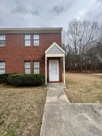 Rent this 2 bed house on 2839 Ferrett Court in Raleigh, NC 27610