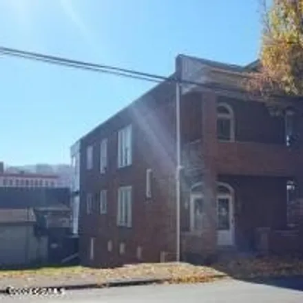 Image 1 - 733 York Street, Shamokin, PA 17872, USA - House for sale