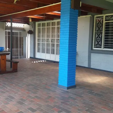 Image 3 - 5th Avenue, Parkhurst, Rosebank, 2024, South Africa - Apartment for rent