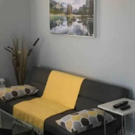 Image 2 - Orillia, ON L3V 3B5, Canada - Apartment for rent