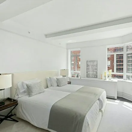 Rent this 2 bed apartment on 15 East 61st Street in New York, NY 10065