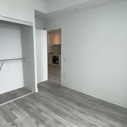 Image 7 - Luxe, 5793 Yonge Street, Toronto, ON M2M 4H9, Canada - Apartment for rent