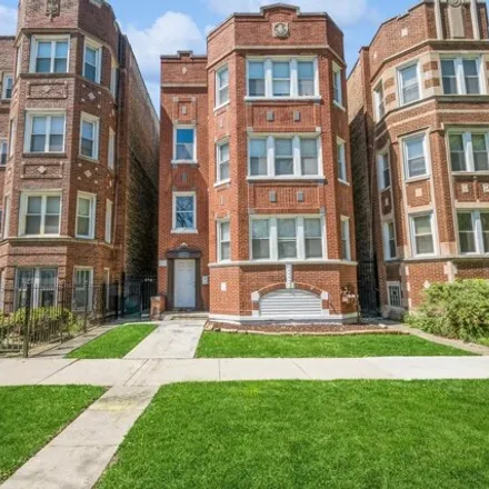 Image 1 - 8054 South Drexel Avenue, Chicago, IL 60619, USA - House for sale