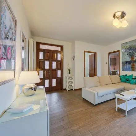 Rent this 2 bed apartment on Peschiera del Garda in Viale Stazione, 37019 Peschiera del Garda VR