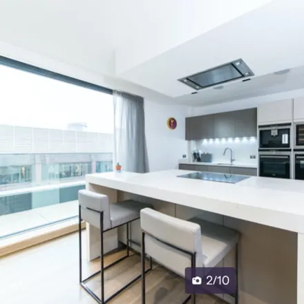 Image 4 - Sterling Mansions, 75 Leman Street, London, E1 8EY, United Kingdom - Apartment for rent