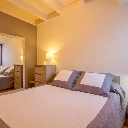 Rent this 2 bed house on Rue de l'Île Aux Moines in 56000 Vannes, France