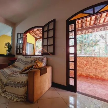 Buy this 6 bed house on Rua Porto Seguro in Nacional, Contagem - MG