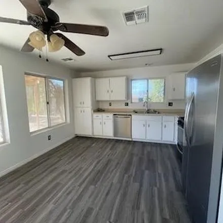 Image 6 - 2734 Avenida Colibri, Bullhead City, AZ 86442, USA - Apartment for rent