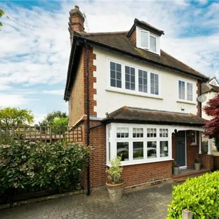 Buy this 5 bed house on King's Drive in Elmbridge, KT7 0TH