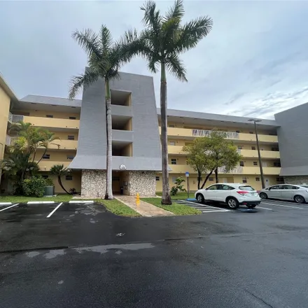 Buy this 1 bed condo on 7430 Southwest 82nd Street in Miami-Dade County, FL 33143