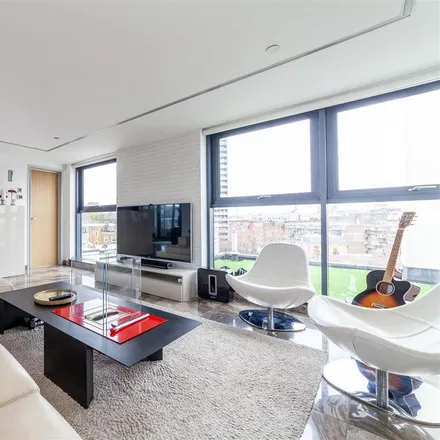 Rent this 3 bed apartment on 4 Douglas Street in London, SW1P 4PB