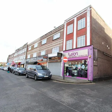 Image 1 - Just Paratha, Streatfield Road, Queensbury, London, HA3 9BZ, United Kingdom - Apartment for rent