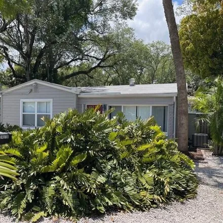 Buy this studio house on 2440 Southwest 15th Avenue in Fort Lauderdale, FL 33315