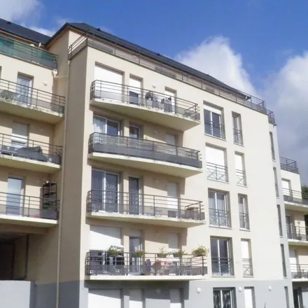 Image 5 - Rue Charles Corbeau, 27000 Évreux, France - Apartment for rent