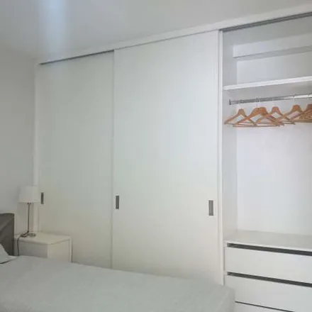Rent this 2 bed apartment on Ryan's Irish Pub in Viela das Congostas, 4050-295 Porto