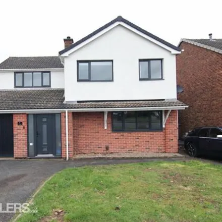 Buy this 4 bed house on York Close in Lichfield, WS13 7ST