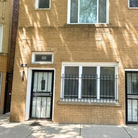 Rent this 2 bed house on 1526 North Artesian Avenue in Chicago, IL 60647