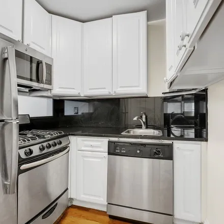Rent this 1 bed apartment on 1378 York Avenue in New York, NY 10021