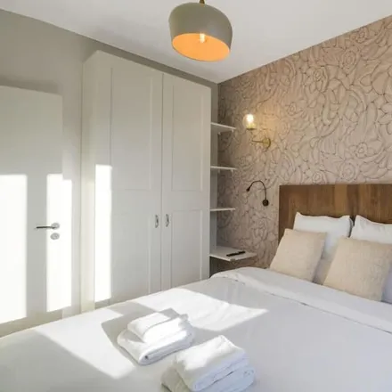 Rent this 1 bed apartment on Paris in Allée des Camélias, 94700 Maisons-Alfort