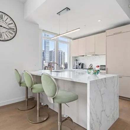 Image 4 - The Halcyon, 305 East 51st Street, New York, NY 10022, USA - Condo for rent