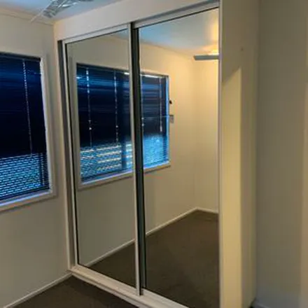 Rent this 3 bed apartment on Wallace Street in Dysart QLD 4745, Australia